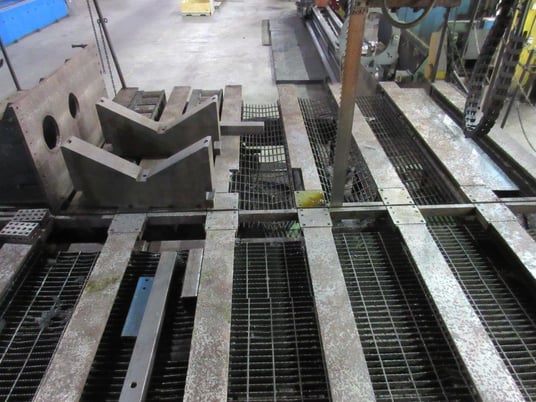 Kasto #BBS1260/1560, 200" travel, 60" throat, 50" vertical, 3" blade, CNC Control, mint - Image 8