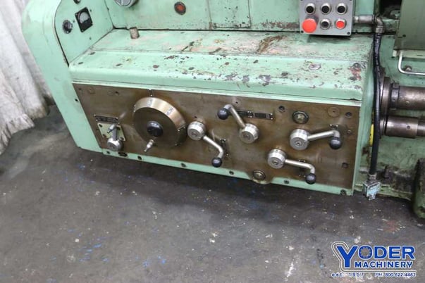 40" x 192" Stanko #165x5000, gap bed engine lathe, 26" SOCS, 4-jaw 39" chk, 1975, #69387 - Image 3
