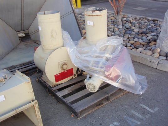 850 sq.ft., Murphy Rogers #MRSE-11, dust collector, baghouse, 15 HP - Image 7