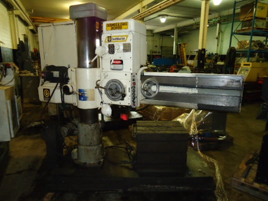 4' -9" Giddings & Lewis #Bickford radial arm drill, power column clamp, 24" x 38" T-slotted table, pre-owned - Image 1
