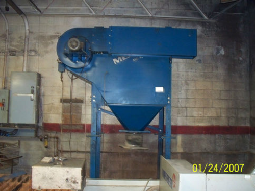 Donaldson Torit #DF2-8, dust collector, 10 HP, 4 valves, pulse clean, 2002 (2 available) - Image 1