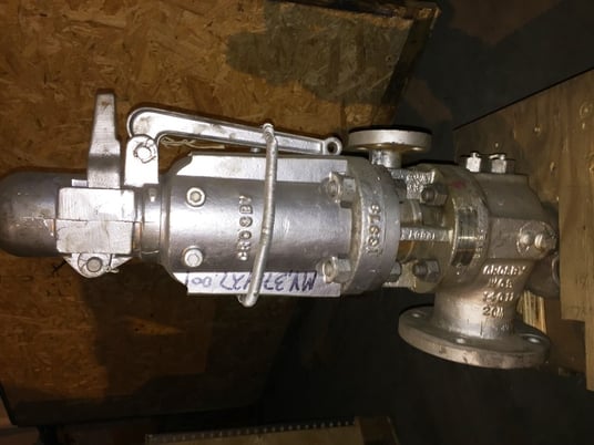 Crosby safety relief valves, HNP-S-55 (1), HC-MS-55 (2), HCB-MS-58 (2 available) - Image 4