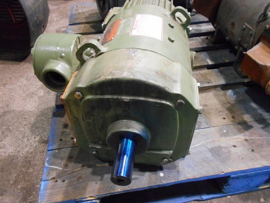 5 HP 1800 RPM General Electric, Frame 218AT, DPFG-SV, 500 VA, 150/300 VF - Image 8