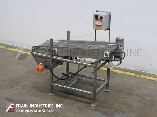 Stainless steel wire belt conveyor with heated chocolate collection bin - Image 5