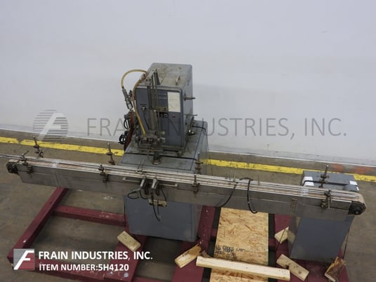 Filamatic #DAB-16, automatic 2 piston filler, 3-18 cycles per minute, mounted base frame with casters and - Image 2