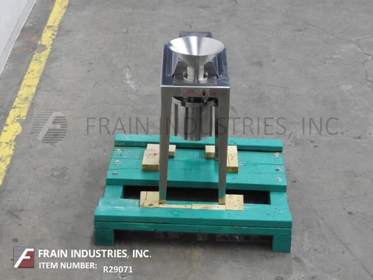 Quadro #197, 316 Stainless Steel particle size reduction Comil, up to 800 lbs per hour, variable speed control - Image 2