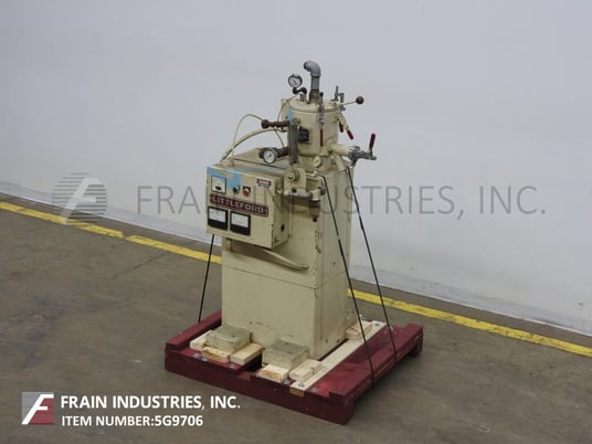 Littleford #W10B, high intensity lab mixer, jacketed bowl, hinged top cover w/spray nozzle, 2 tier blade, 3 HP - Image 1