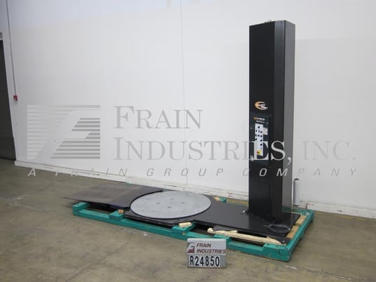 350 gallon APV Crepaco #CCA, 304 Stainless Steel jacketed & insulated process tank, 48" diameter with a 40" - Image 1