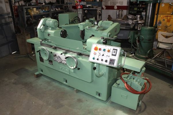 10.5" x 23.5" Yam #GU27-60A, Hydraulic Cylindrical Grinder, 14" x 1" x 6" grinding wheel - Image 1