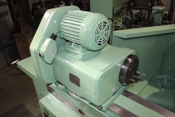 10.5" x 23.5" Yam #GU27-60A, Hydraulic Cylindrical Grinder, 14" x 1" x 6" grinding wheel - Image 4