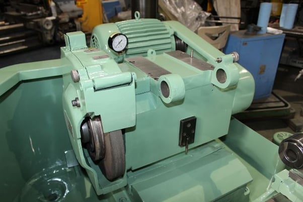 10.5" x 23.5" Yam #GU27-60A, Hydraulic Cylindrical Grinder, 14" x 1" x 6" grinding wheel - Image 5