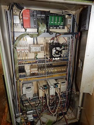 Yamada Engineering #2FB-01, double end boring, 2 HP,coolant pump,ball screw fed - Image 7