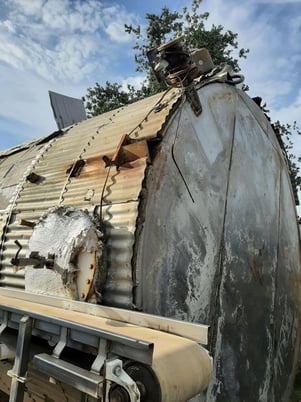 11500 gallon Stainless Steel tank, jacketed, 10' 6" diameter x 18' straight side, dome top, flat bottom, 4" - Image 9