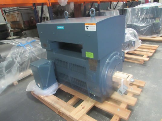 450 HP 720 RPM Siemens, Frame 5810S, weather protected enclosure type 1, BB, new, 2300/4000 Volts - Image 2