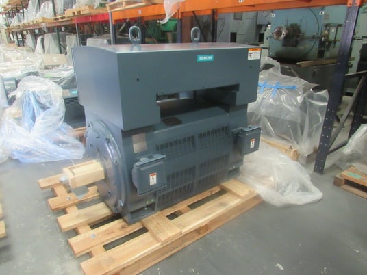 450 HP 720 RPM Siemens, Frame 5810S, weather protected enclosure type 1, BB, new, 2300/4000 Volts - Image 3
