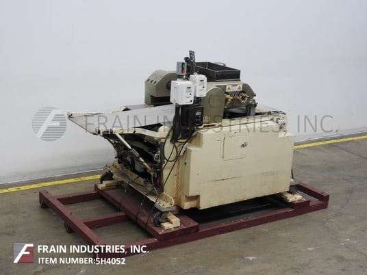 Werner, automatic, dual counter rotating roll, dough sheeter / extruder, with 24" L x 13" W x 8" D hopper - Image 5