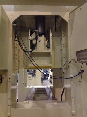 220 Ton, Komatsu #E2T-200N, 15.7" stroke, 25.59" die hght, 5.91" adj, air clutch & brake, 1986, #9718 - Image 7