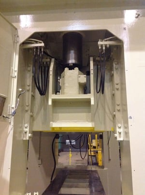 220 Ton, Komatsu #E2T-200N, 15.7" stroke, 25.59" die hght, 5.91" adj, air clutch & brake, 1986, #9718 - Image 9