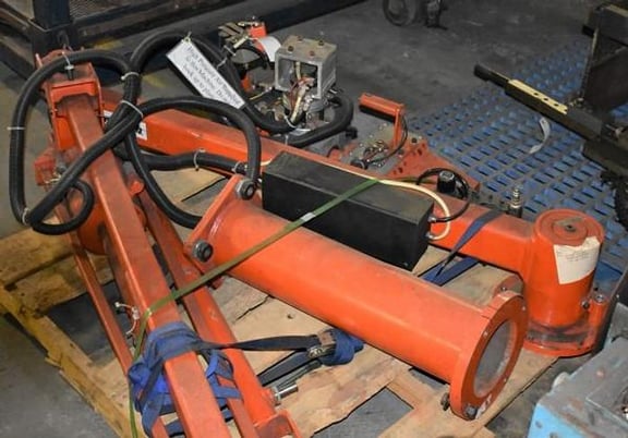 Positech Manipulator pneumatic lift assist arm #LA3030, 60 lb., 28' overhead spacer, grip tool, 200 lb arm - Image 3