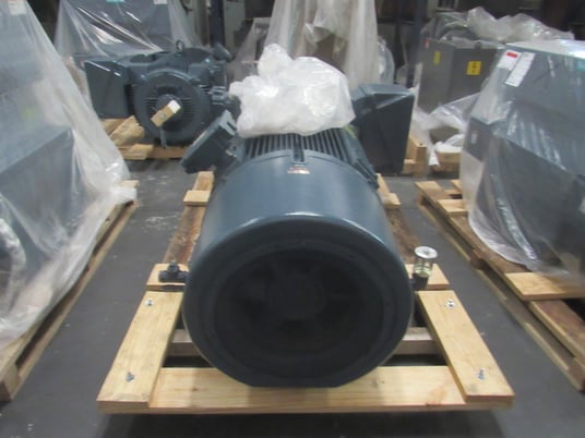 600 HP 3600 RPM Siemens, Frame 5810SY, TEFC, SB, new, 2300/4000 Volts - Image 3