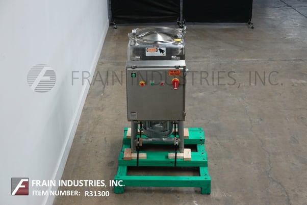 Breddo #LDT, 50 gallon 316S/S single wall liquefier, 24" L x 24" W x 22" straight wall chamber, flip up bolt - Image 3