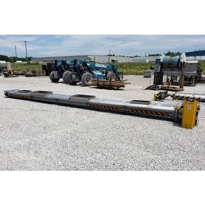 SMC, 20" width x 28' long, Stainless Steel drag conveyor, 20" x21" outlet, 2 HP, 230/460 V., 3-phase, 1745 - Image 2