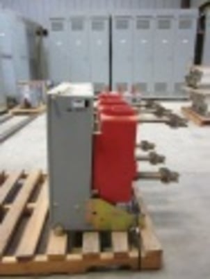 1200 Amps, Square D, V5D6133YJ00-A, electrically operated, Drawout, 15000 Volts, #VB4074 - Image 4