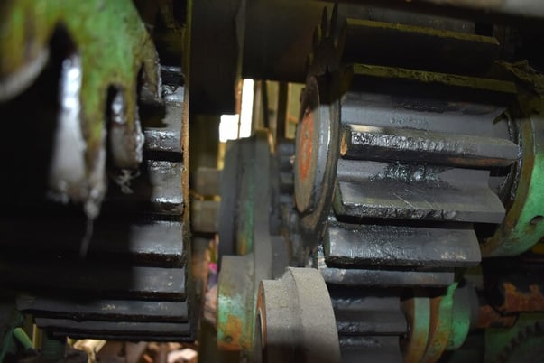 5' x 1-1/2" Bertsch #14, initial type,air drop end,power rear roll adjust,power front roll adjust, 50 HP - Image 4