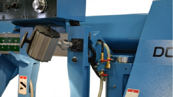 15.75" x 13" DoAll #DC-330SA, semi-auto, PLC, 167" x1.25" blade, 66-262 FPM, new - Image 3