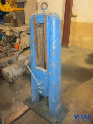 Lucas 3" boring mill outboard support, 2-1/2" hole, 27" x13-3/4" base, 56" OA hght, #17903 - Image 1