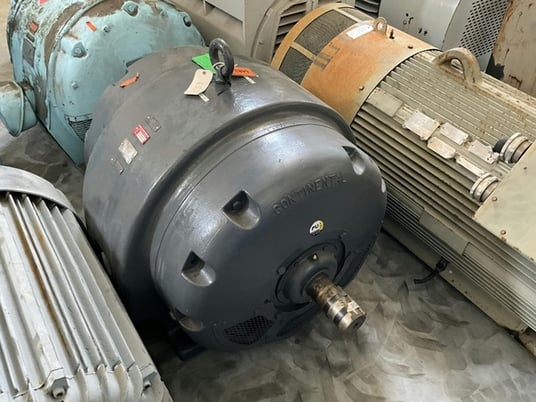300 HP 900 RPM Continental, Frame N684S, TEFC, 2300 Volts, reconditioned - Image 1