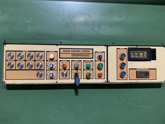 1/2" x 10' Cincinnati #500, hydraulic power shear, 48" Back Gauge, (2) squaring arm, 40 HP, 13 hold downs - Image 8