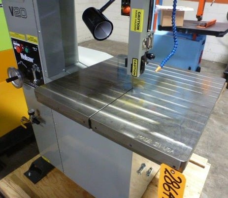 20" x 16" Wellsaw #V20F, 45-3000 FPM, 26" x26" table, 3 HP, 3/4" x 14' 9" blade, #28641 - Image 5