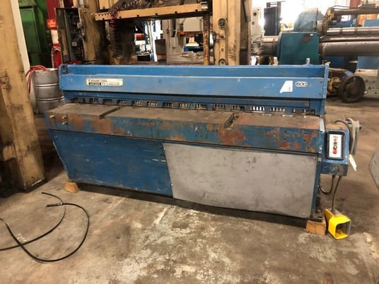 14 gauge x 6.8' Edwards Truecut #2.5/2000, mechanical shear, 5.5 HP, 50 SPM, foot pedal, floor standing - Image 1