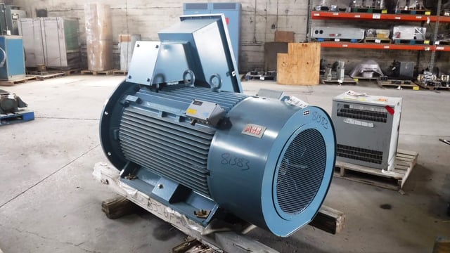 700 HP 1800 RPM ABB, Frame HXR400LH4, TEFC BB, 7200 Volts, New Surplus - Image 3
