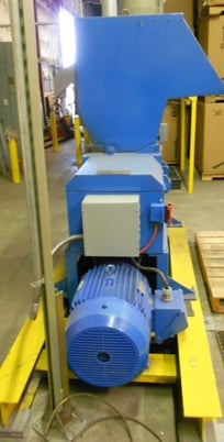 Wortek #XL-15, granulator, 30 HP, 21 fly knives, 4 bed knives, 3/8th screen hole, 3-7 blade size, used, 1984 - Image 4