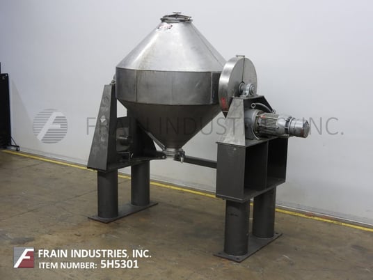 60 cu.ft. Patterson, 304 Stainless Steel, double cone mixer, 18" ID product port with clamp down cover, 7-1/2 - Image 1