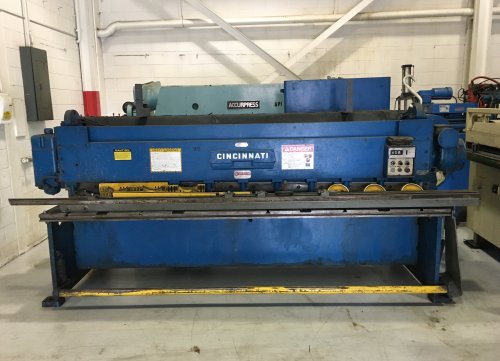 10 gauge x 10' Cincinnati #1010, power squaring shear - Image 1