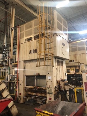330 Ton, Aida #PMX-L2-300(1), straight side double crank press, Link drive, 5.9" stroke, 18.5" Shut Height - Image 3