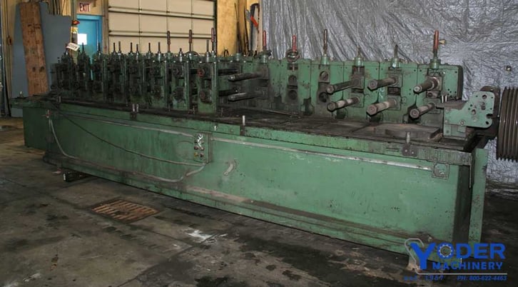 4 Stand, Yoder #M2, 4 stand on 14 head base rollformer, 14" roll space, 2" shaft, #62019 - Image 2