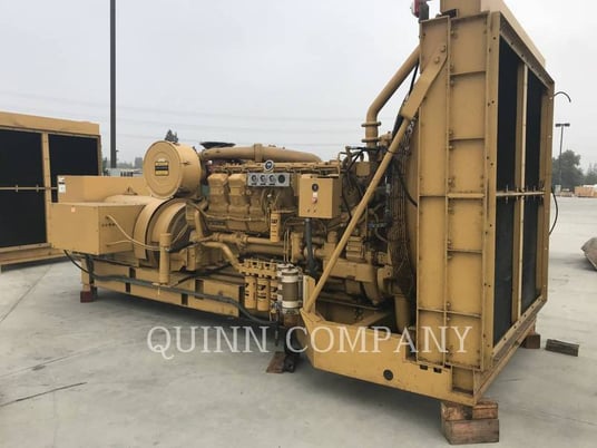 890 - 1750 KW Caterpillar #3512, prime diesel stand-by generator set, 60 Hz, 647 hrs, 1994 (2 available) - Image 1