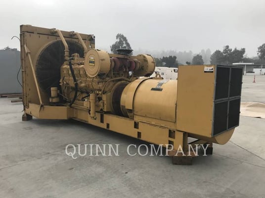 890 - 1750 KW Caterpillar #3512, prime diesel stand-by generator set, 60 Hz, 647 hrs, 1994 (2 available) - Image 3