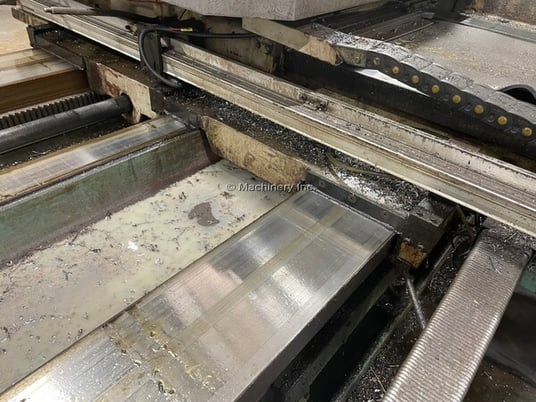 4" Tos #W100A Varnsdorf, 63" X, 44" Y, 49" Z, 35" W, 71-1120 RPM, ISO 50 taper, 49" x49" table, facing head - Image 6