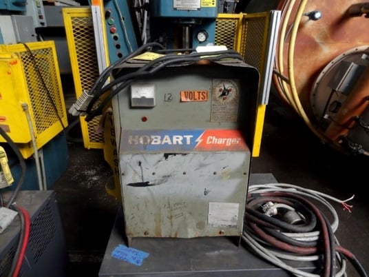 Hobart #1R6-380, 12 v.battery cha - Image 1