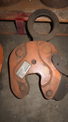 Plate Lifting Clamp, Renfroe #TI, 2 ton, 1"-2" jaw opening - Image 1