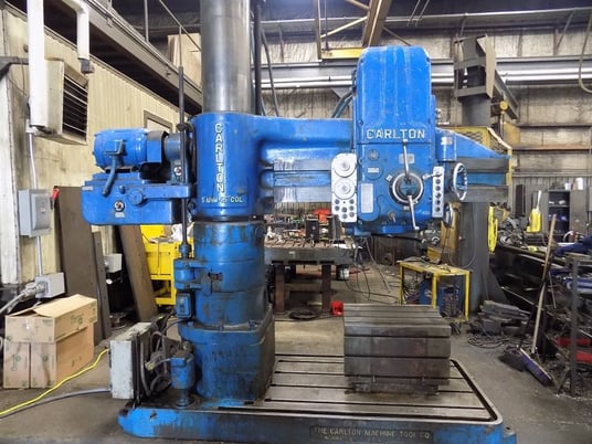 5' -15" Carlton #3A, radial arm drill, 1500 RPM, #5MT, power elevation, power clamping, 20 HP, 1954 - Image 2