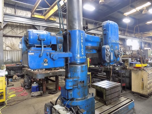 5' -15" Carlton #3A, radial arm drill, 1500 RPM, #5MT, power elevation, power clamping, 20 HP, 1954 - Image 3