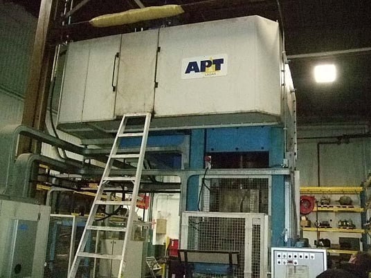 AP & T #LMB-12000-13-09, blanking, embossing & cut off line, 1200 ton, 1996 - Image 3