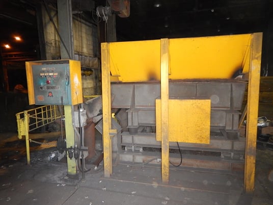 furnace charge system with oscillating conveyor &, GSE 550 digital read out and dump chute - Image 2