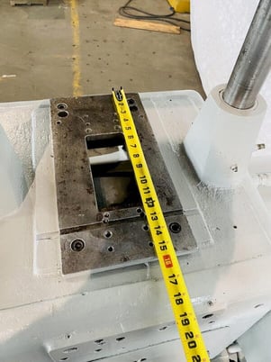 18 Ton, Tishken #CO-6HWA, 2-post cut-off press, 2 stroke, 2" post diameter, 12" between posts, 5" cut width - Image 9